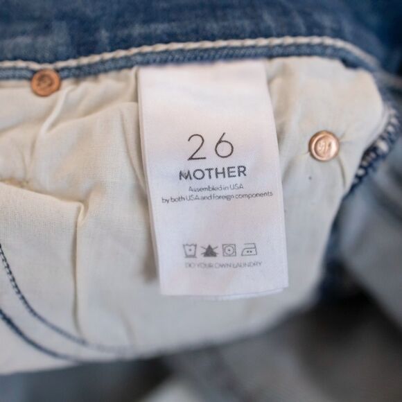 Mother Denim Rascal Ankle Chew Straight Leg Distressed Jeans Learning to Hula 26 - Picture 7 of 11